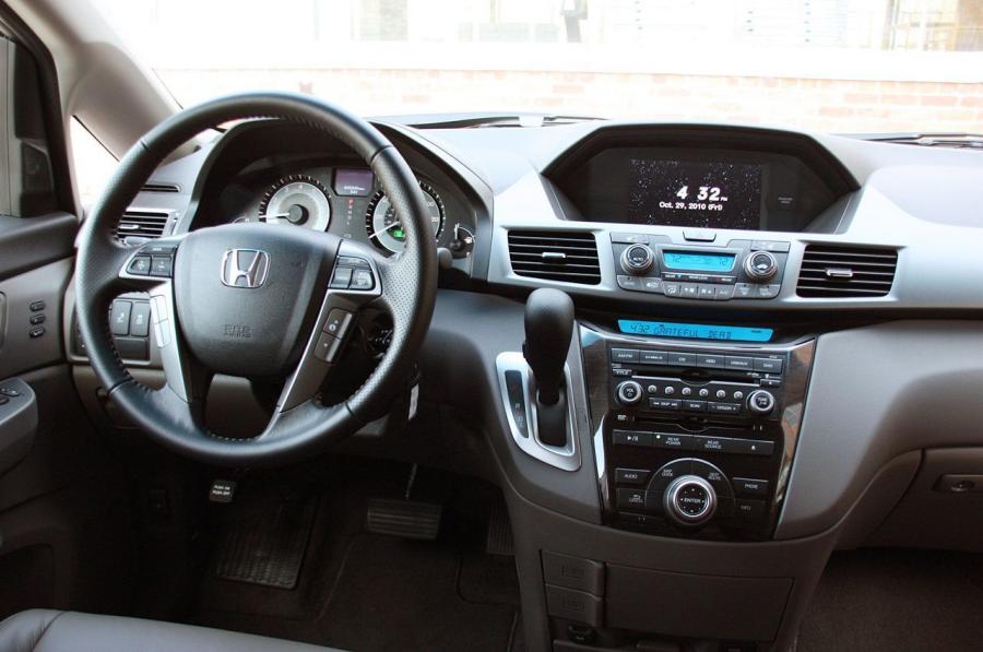  Honda Odyssey 2011 года  (фото 91 из 162)